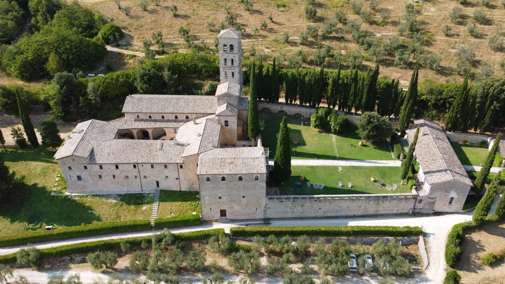 Abbazia San Pietro In Valle Ferentillo Exterior foto