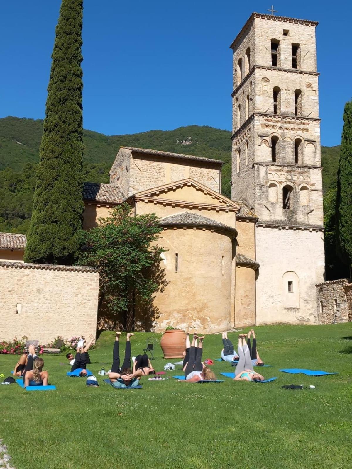 Abbazia San Pietro In Valle Ferentillo Exterior foto